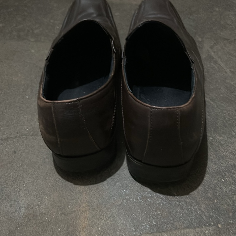 MENS KENNETH COLE "RING N RUN" BROWN LEATHER SLIP ON SHOES SIZE 9.5 LOAFERS - Picture 3 of 6